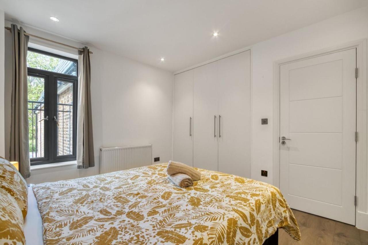 Luxurious Hidden Gem In Wandsworth Appartement Londen Buitenkant foto