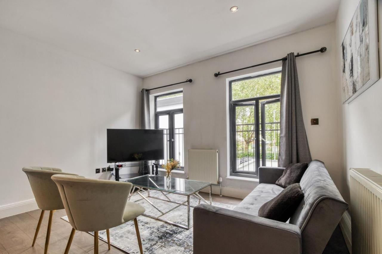 Luxurious Hidden Gem In Wandsworth Appartement Londen Buitenkant foto