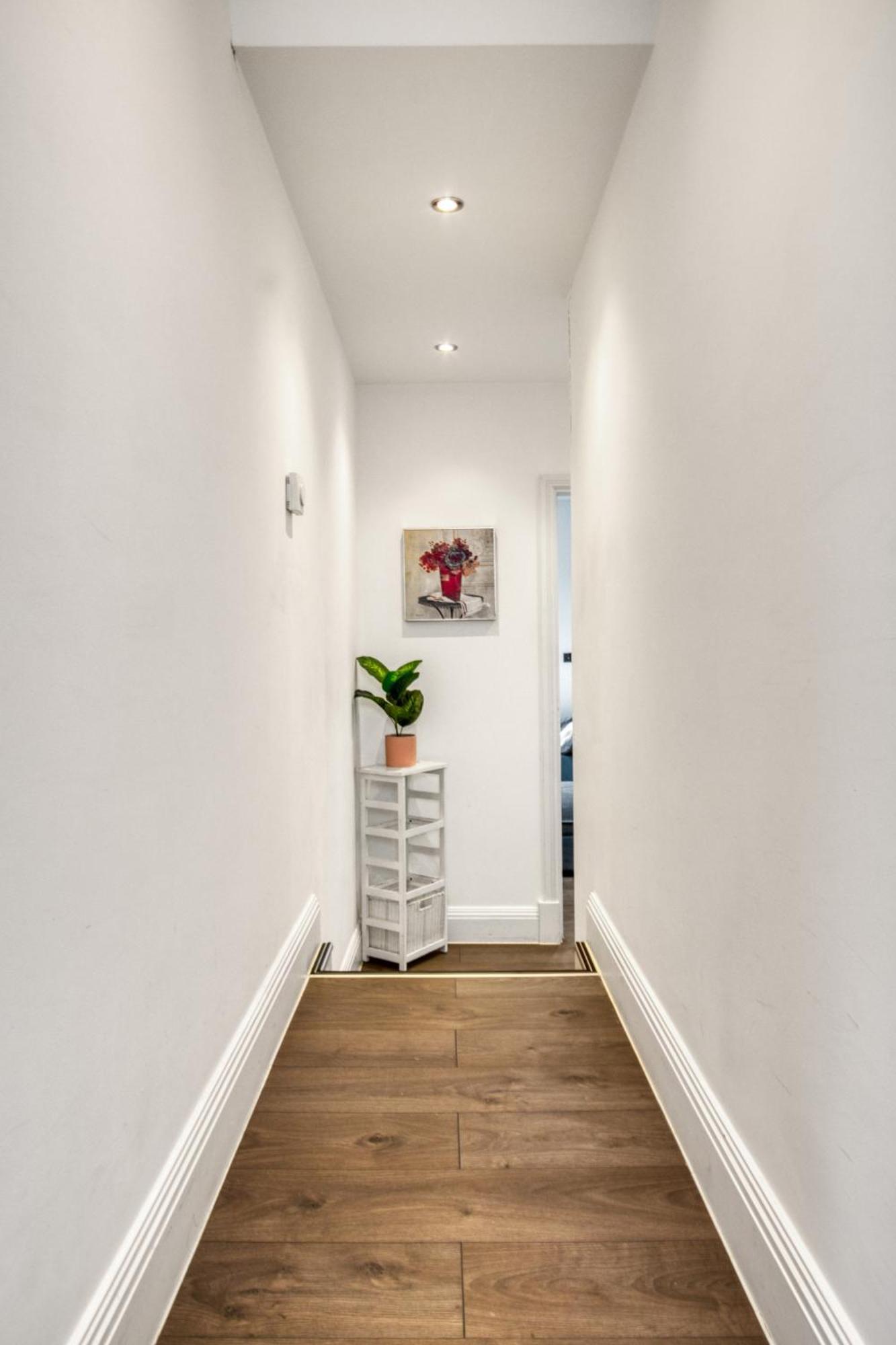 Luxurious Hidden Gem In Wandsworth Appartement Londen Buitenkant foto