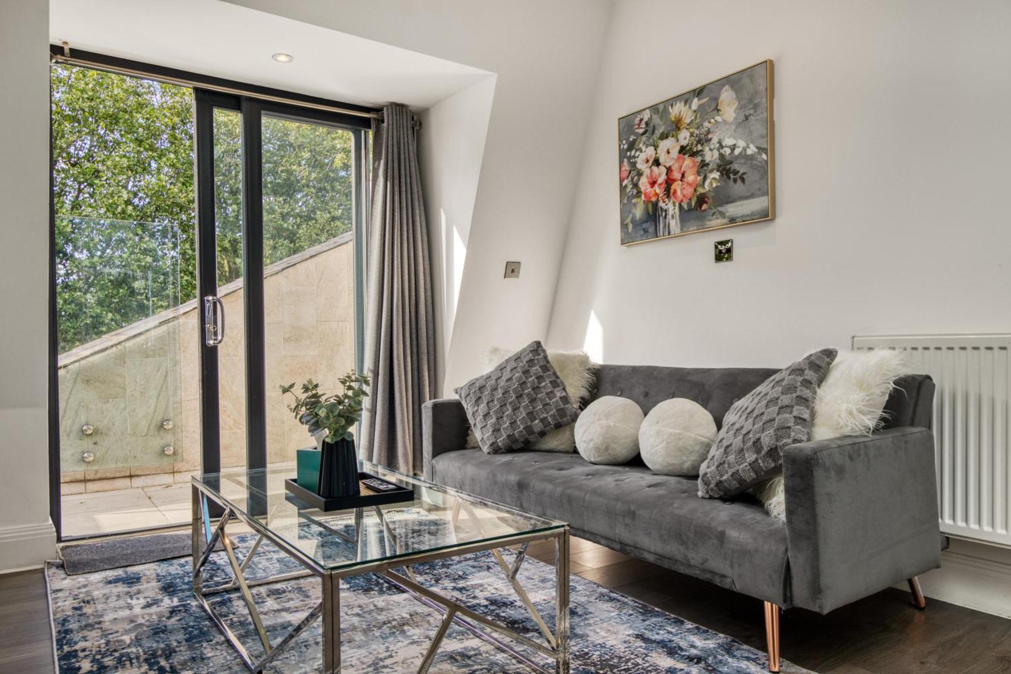 Luxurious Hidden Gem In Wandsworth Appartement Londen Buitenkant foto